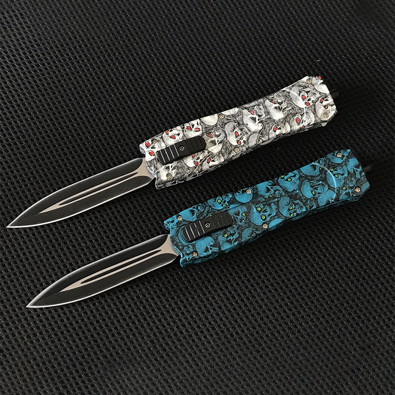 Tactical Pocket Knife Made of Durable Steel