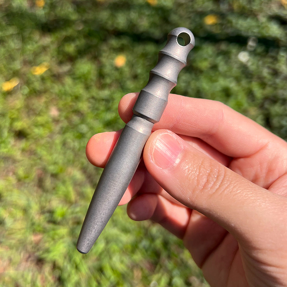 Self-Defense Tactical Pen with Titanium Radish-Ding Design