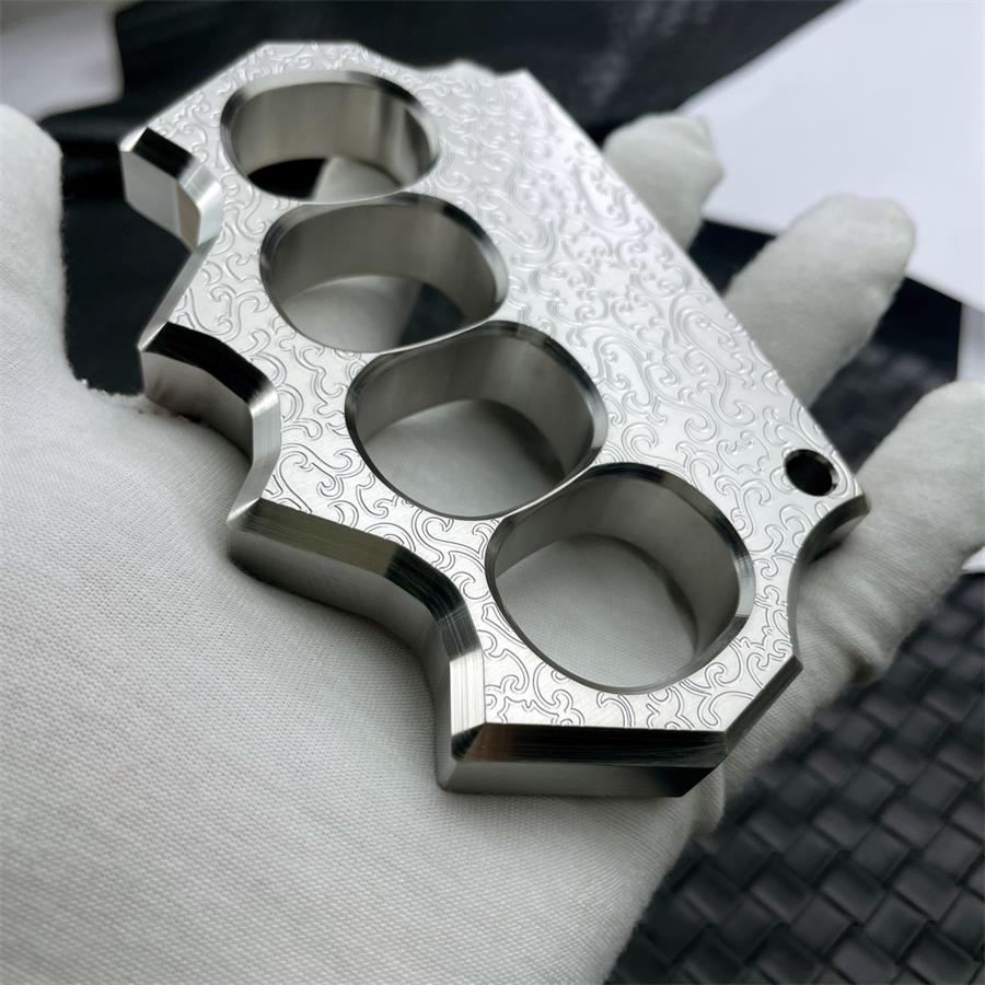Engraved Knuckle Duster Sturdy Steel Everyday Carry Tool