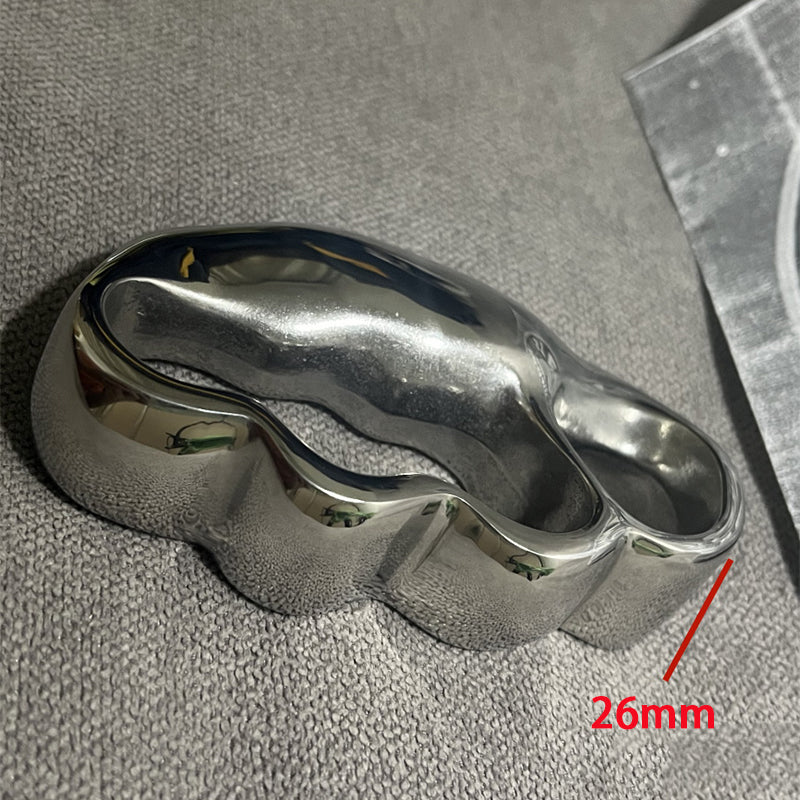 Steel Knuckle Duster Designed for Strength and Style