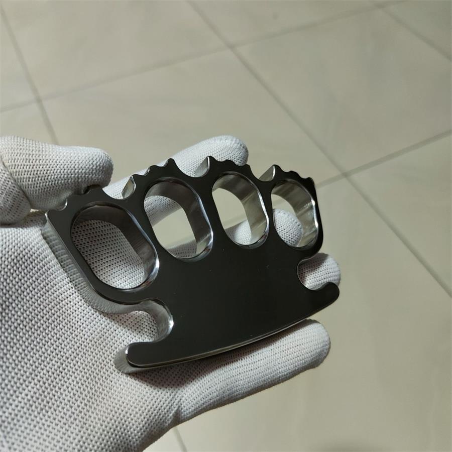 EDC Titanium Knuckle Duster for Personal Protection and Window Breaking