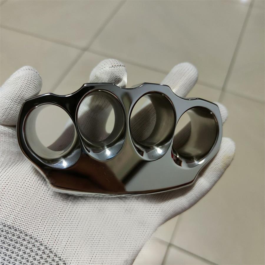 Classic Knuckle Duster with Mirror-Like Finish