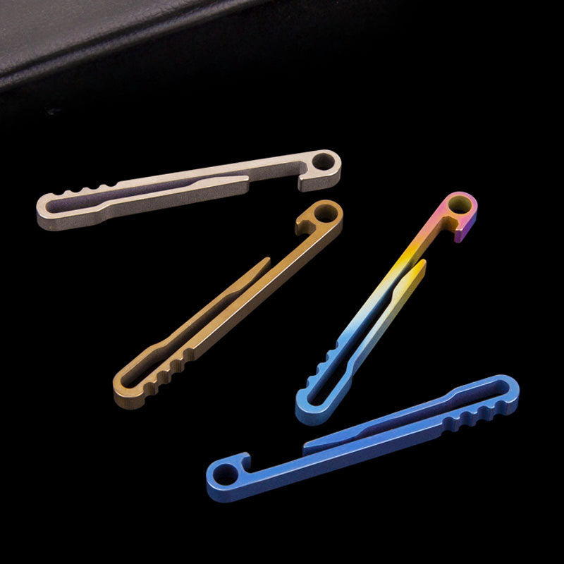 SwiftClip Titanium Key Ring for Efficient Car Key Storage