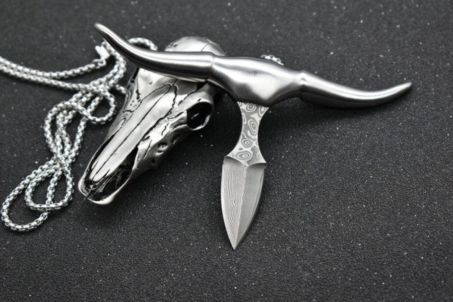 Spiked Damascus Steel Bullhead Knife for Collectors