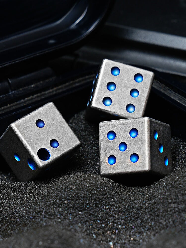 TitanRoulette Explorer Charm for Adventurers