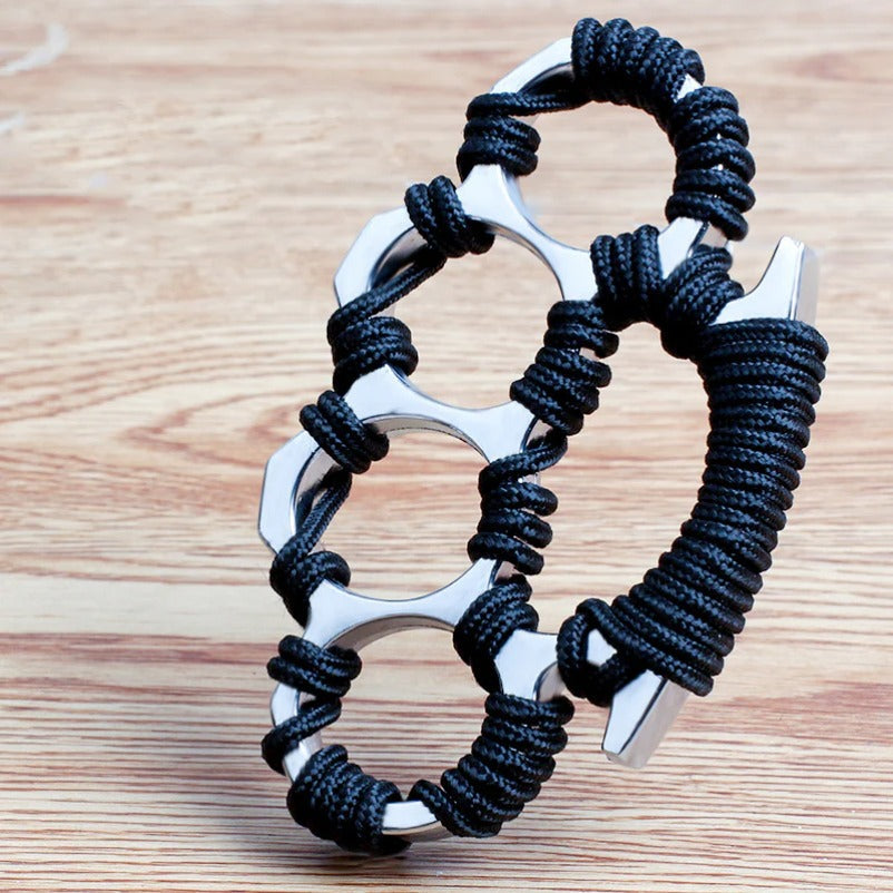 Knuckle Duster with Umbrella Rope Design Four Finger Defense Gear