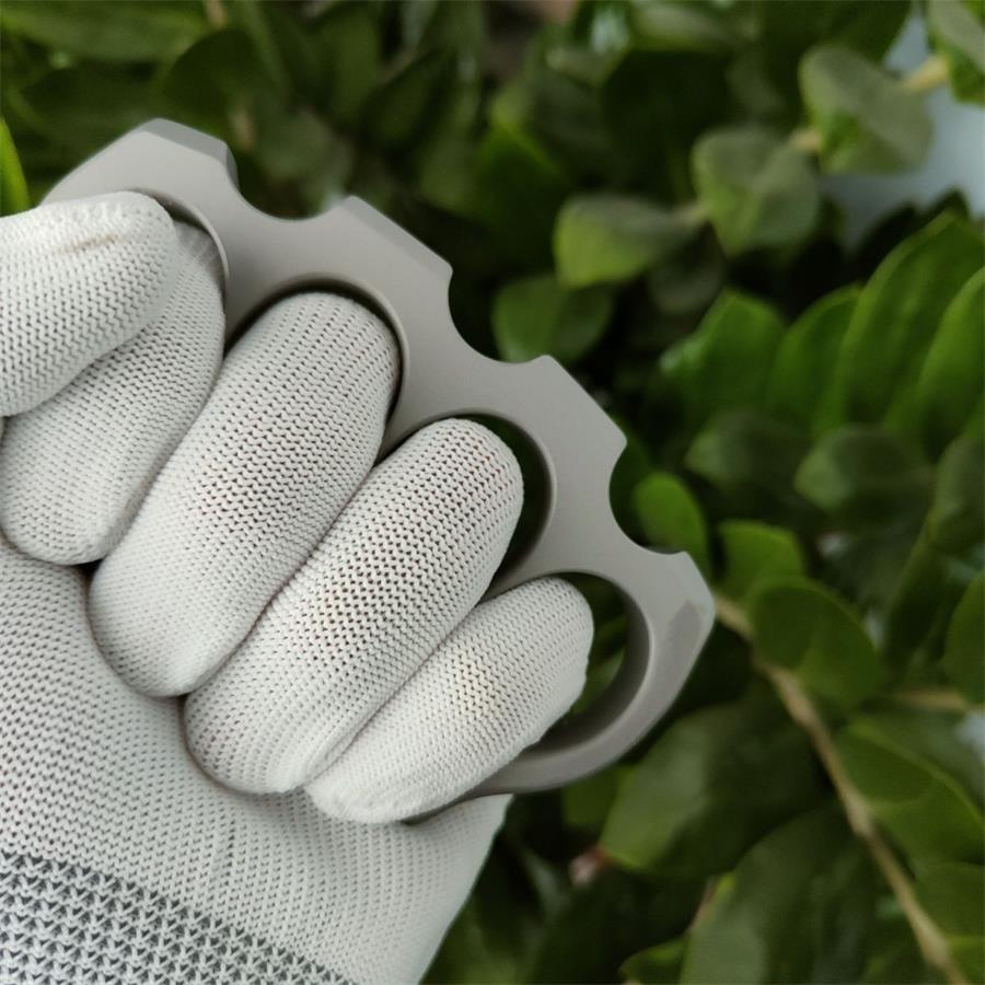 Titanium Knuckle Duster Classic Design for Powerful Protection