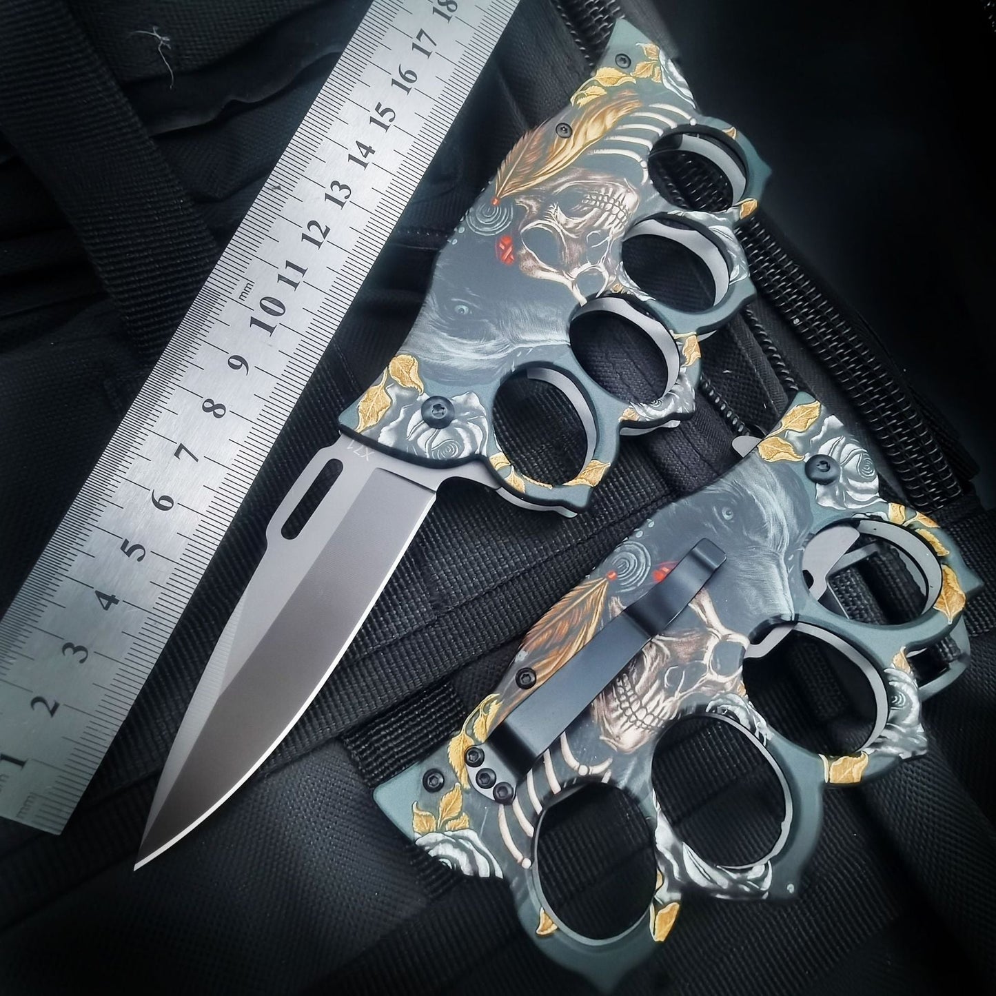 Folding Knife with 3D Ghost Head and Knuckle Duster