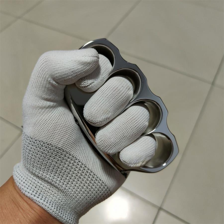 Classic Knuckle Duster with Mirror-Like Finish