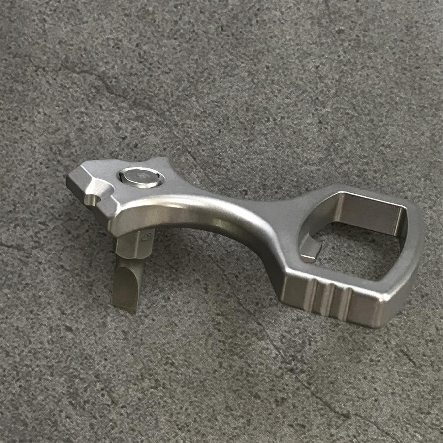 Multifunctional Crowbar Screw Broken Window Portable EDC Tool Titanium Bottle Opener