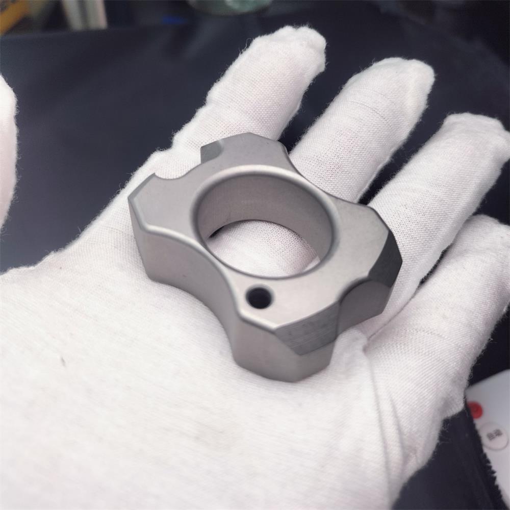 Mini Knuckle Duster Window Breaker MultiTool Opener