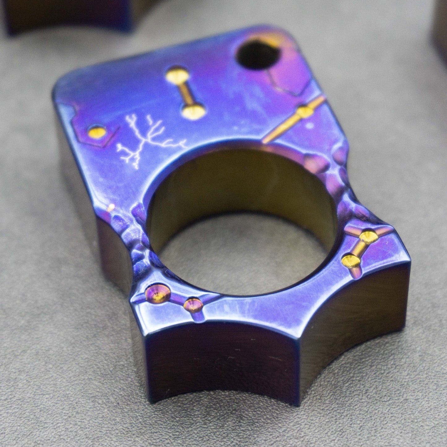 Titanium Knuckle Duster Starlight EDC MultiTool