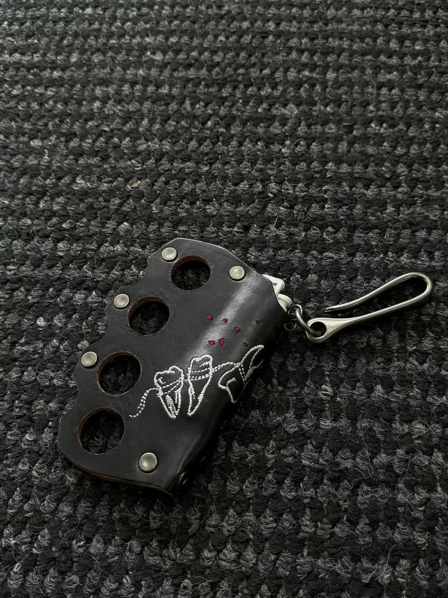 GumGuardian Leather Defense Knuckle Duster