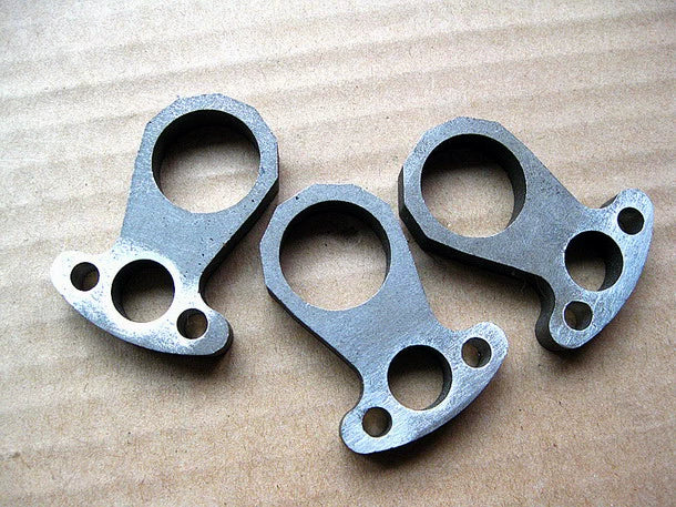 Unique Handcrafted Stainless Steel Knuckle Keychain with Single Hole