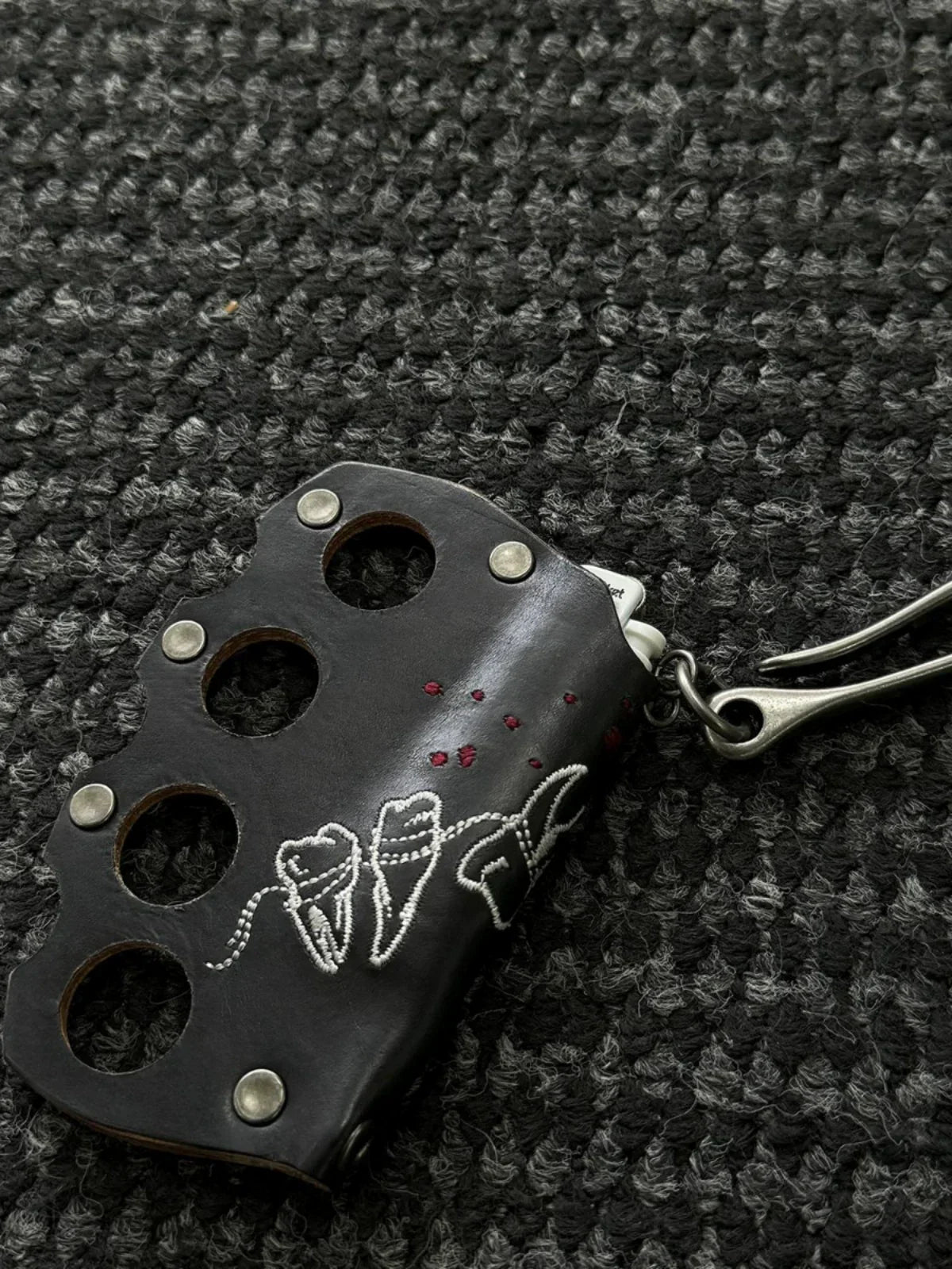 GumGuardian Leather Defense Knuckle Duster
