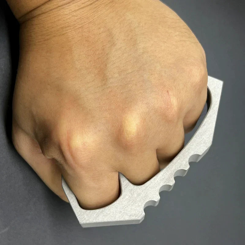Stainless Fishbone Defense Knuckle Duster Gear