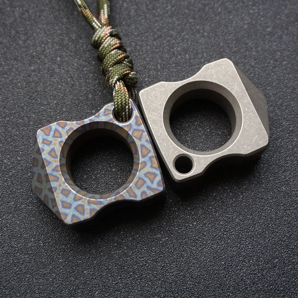 TitanSurvivor Knuckle Duster for Survival and Escape