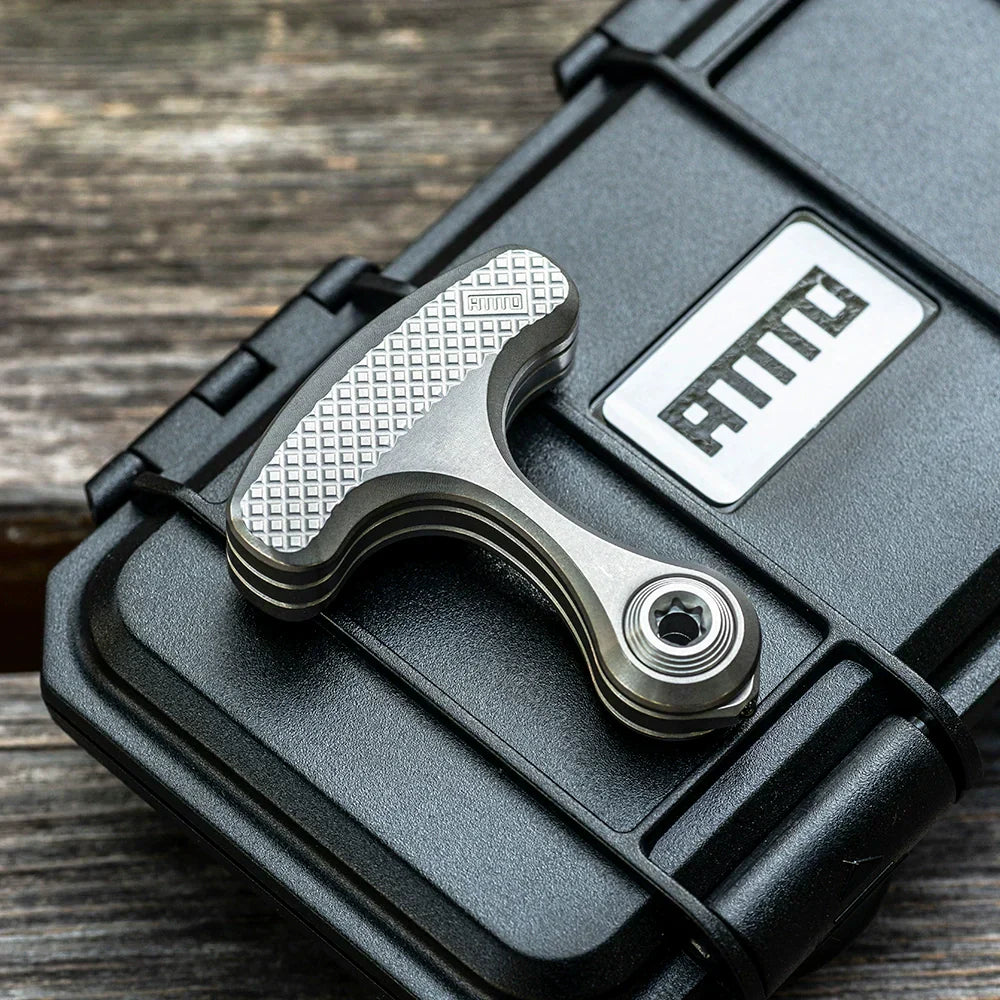 Titanium Sailor Knuckle Duster Push Poker EDC Tool