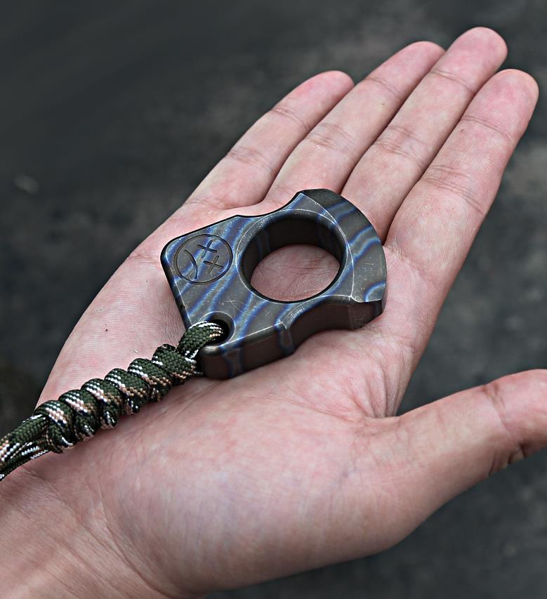 Titanium Knuckle Duster with Multiple Styles for Self Defense and Window Breaking
