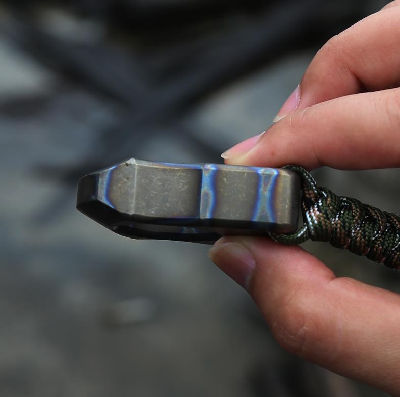 Titanium Knuckle Duster with Multiple Styles for Self Defense and Window Breaking