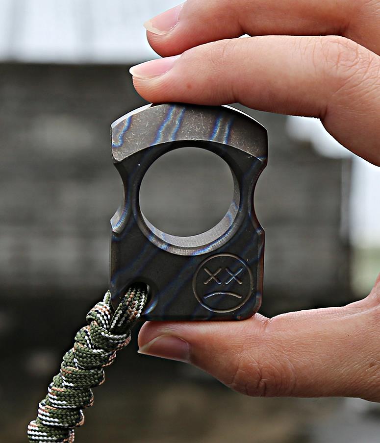 Titanium Knuckle Duster with Multiple Styles for Self Defense and Window Breaking