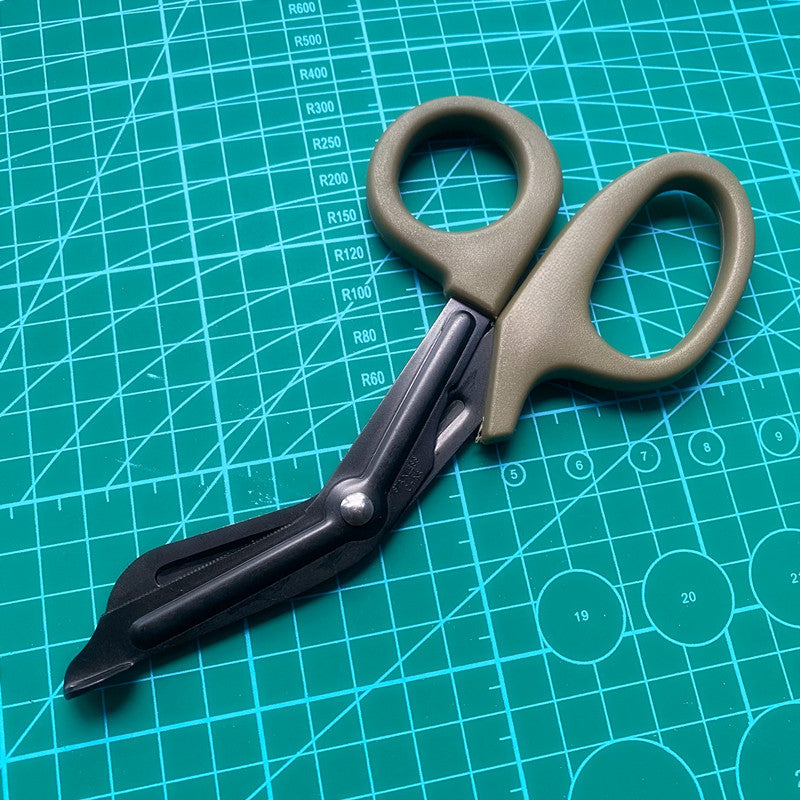 Durable Stainless Steel Scissors for Outdoor Survival and First Aid