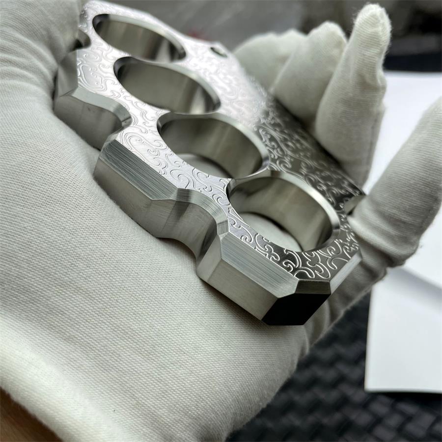 Engraved Knuckle Duster Sturdy Steel Everyday Carry Tool