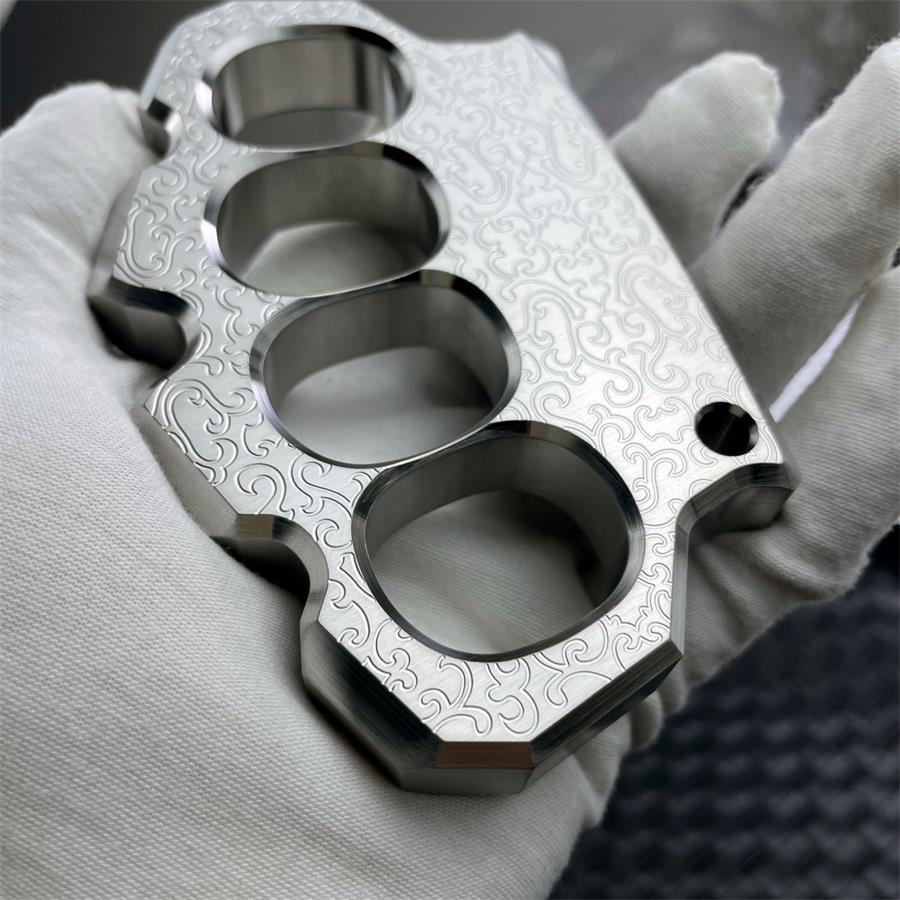 Engraved Knuckle Duster Sturdy Steel Everyday Carry Tool