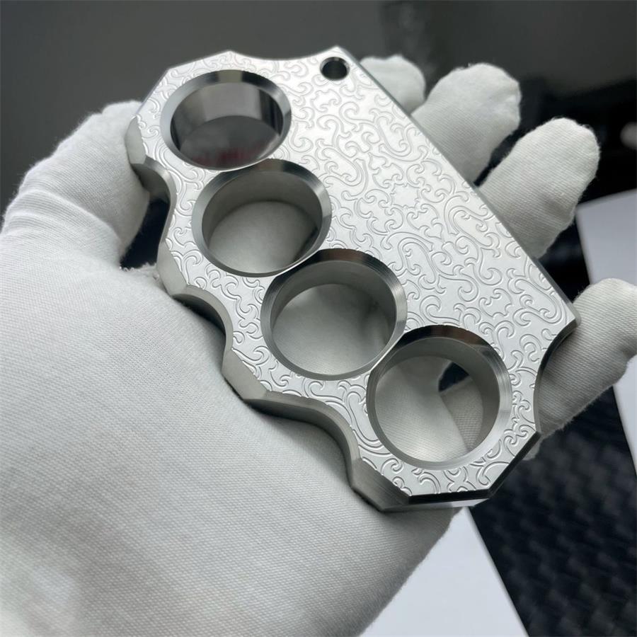 Engraved Knuckle Duster Sturdy Steel Everyday Carry Tool