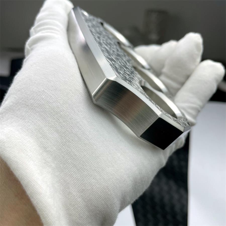 Engraved Knuckle Duster Sturdy Steel Everyday Carry Tool