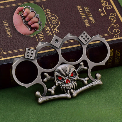 Skull Shaped Dice Knuckle Duster for Enhanced Grip
