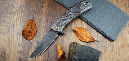 Sheep Eagle and Horse Pattern Handle Folding Knife for Hunting and Outdoor Use