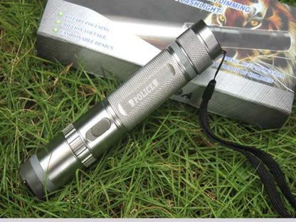 910A VoltBaton Stun Gun for Outdoor Protection