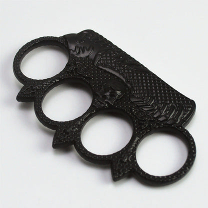 Neptune-Inspired Knuckle Duster for Travel Safety and Protection