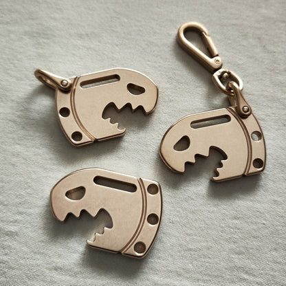 H59 Brass EDC Key Holder and Practical Lifter Tool