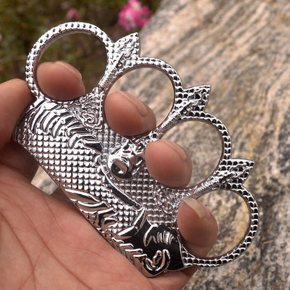 Neptune-Inspired Knuckle Duster for Travel Safety and Protection