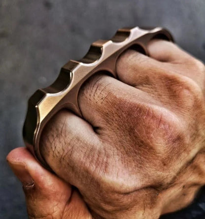 Tough and Resilient Knuckle Duster for Everyday Carry Protection