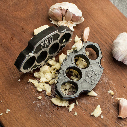 Self-defense Knuckle Duster EDC Tool with Year Motif