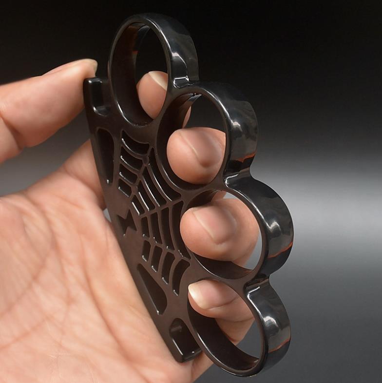 Brass Knuckle Duster EDC Tool for Boxing Defense and Window Breaking - Image 5